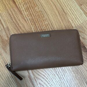 Kate Spade Tan Wallet